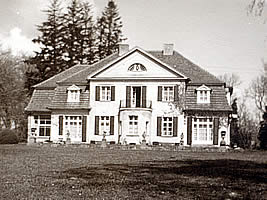 Herrenhaus Poppelvitz um 1920